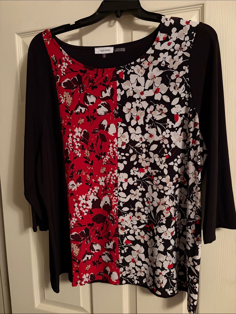 Calvin Klein Black, Red & White Floral Block Long-Sleeve Top